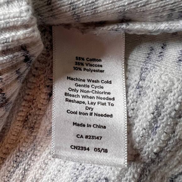 Talbots Petite Heathered Light Gray Ribbed Light Weight Crew Neck Sweater-LP: i - Picture 5 of 12